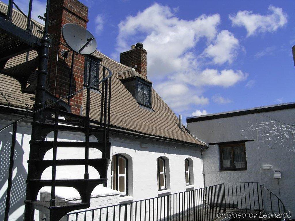 Marlborough Arms Hotel Woodstock Exterior photo